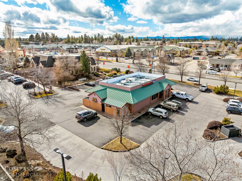 More Photos Of 62080 NE 27th St, Bend Restaurant For Sale