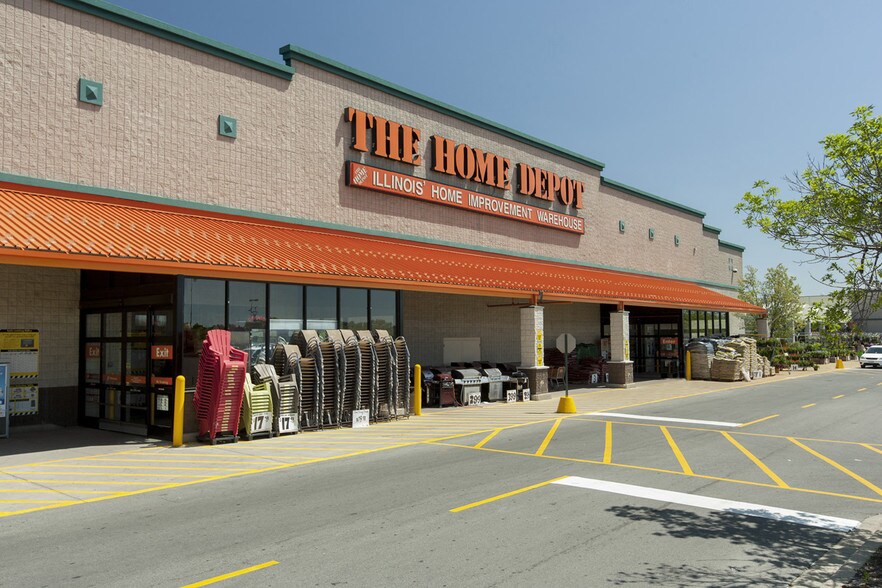 More Photos Of 300-700 Broadview Village Sq, Broadview Unknown For Sale