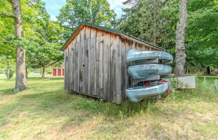 More Photos Of 12559-561 Ridge Rd, Sackets Harbor Convenience Store For Sale