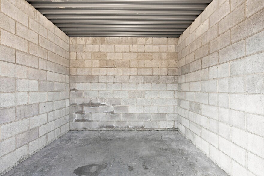 More Photos Of 1525 Pacheco St, Santa Fe Self Storage For Sale