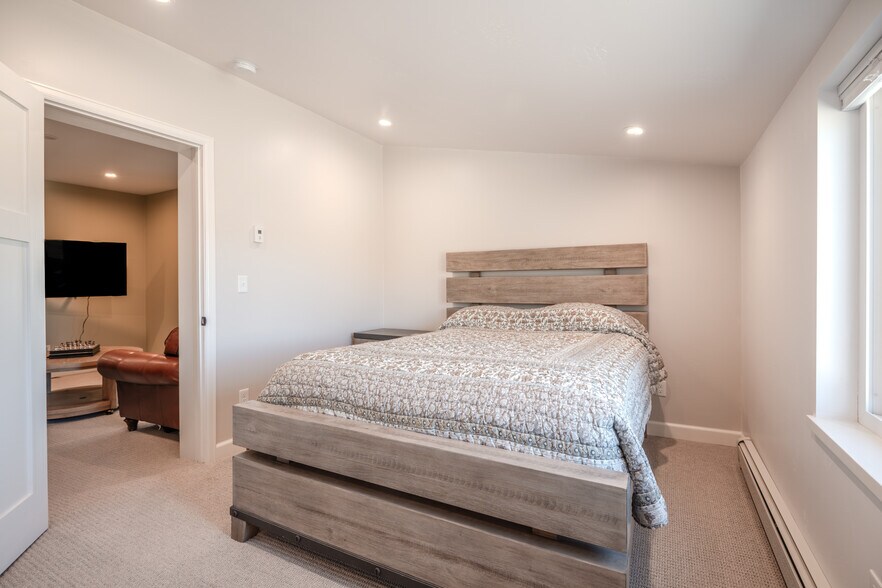 More Photos Of 43950 US Highway 50, Gunnison Flex For Sale