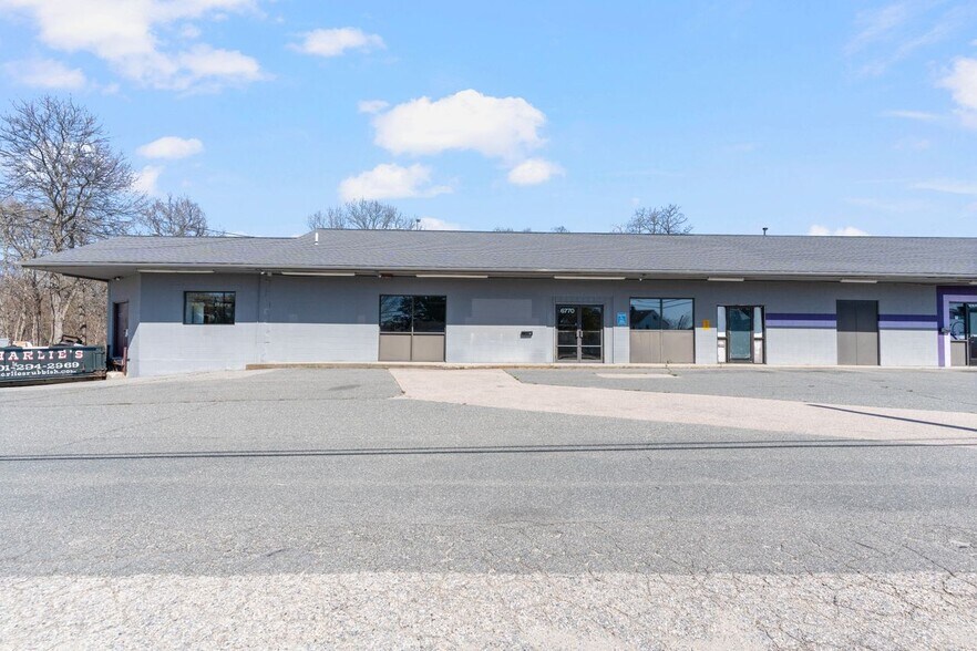 More Photos Of Post @ Post & Namcook Rds., North Kingstown Unknown For Lease