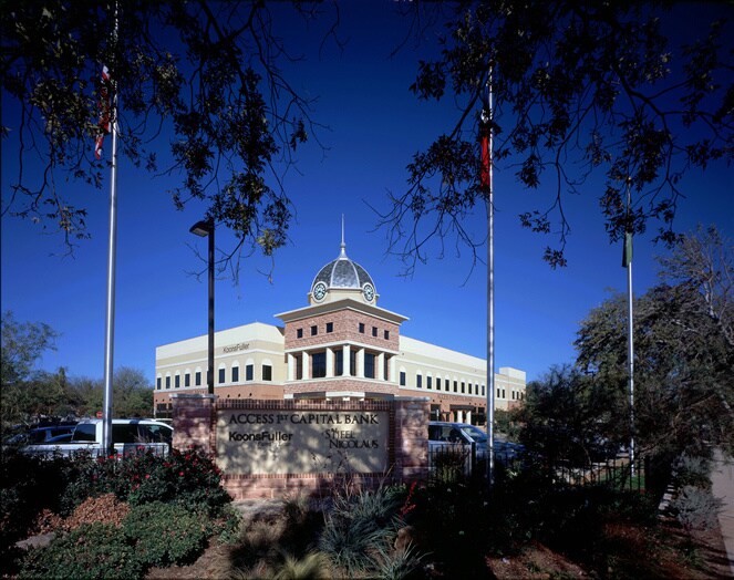 More Photos Of 300-320 Eagle Dr, Denton Office For Lease