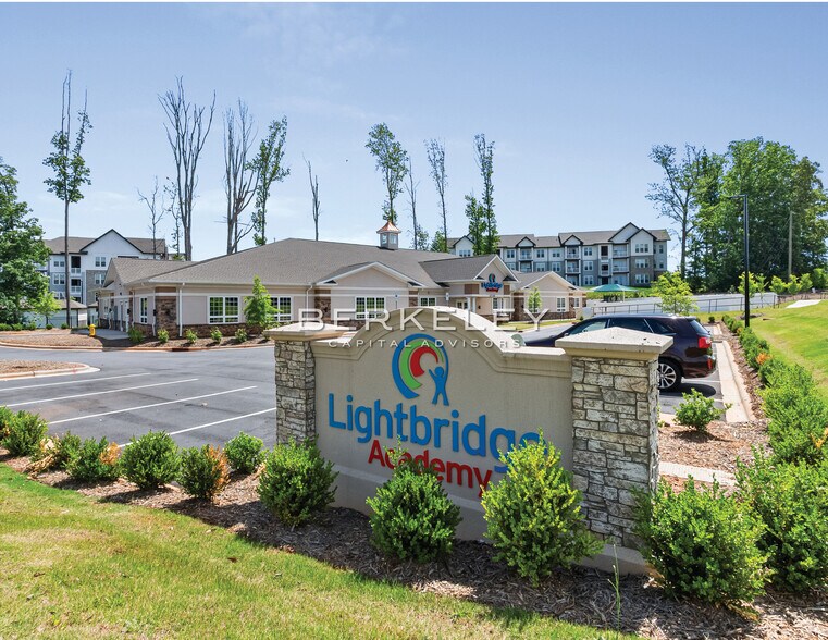 Primary Photo Of 5730 Dixie River Rd, Charlotte Daycare Center For Sale