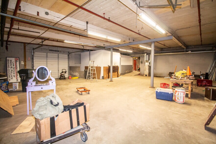 More Photos Of 21-69 S Main St, Leicester Service For Sale