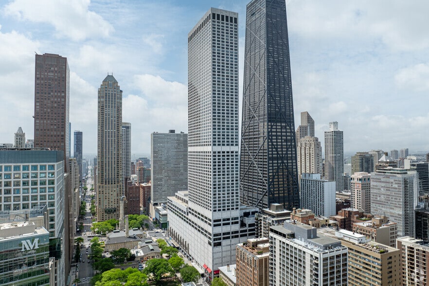 Primary Photo Of 845 N Michigan Ave, Chicago General Retail For Lease