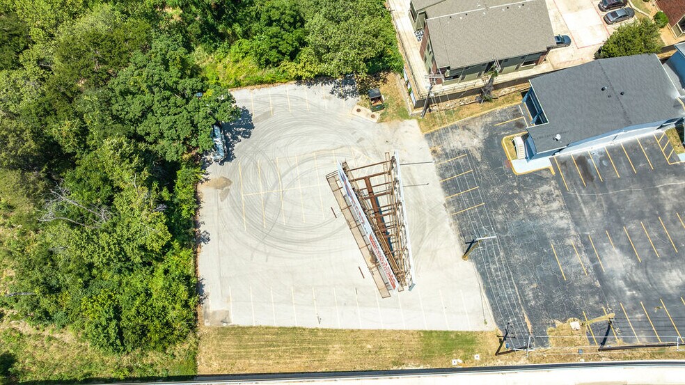 More Photos Of 1175 N Watson Rd, Arlington Hotel For Sale