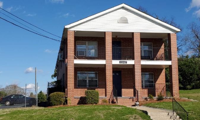 More Photos Of 1347 Jefferson St, Macon-Bibb Office For Lease