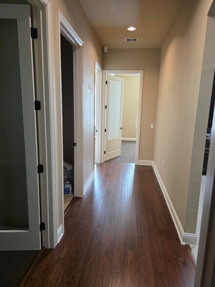 More Photos Of 8508 Precinct Line Rd, Colleyville Office For Lease