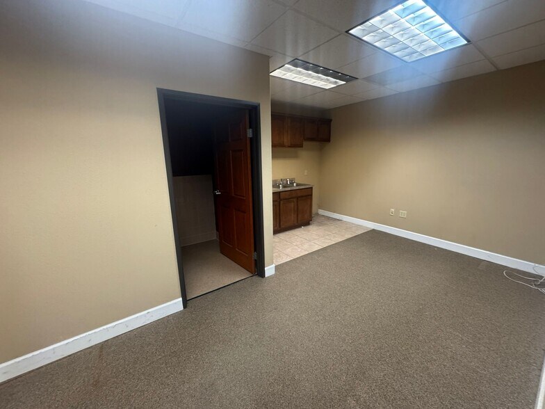 More Photos Of 118 W 5th Ave, Denver Office For Lease