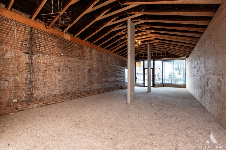 More Photos Of 16-18 E Burlington Ave, La Grange Storefront For Lease