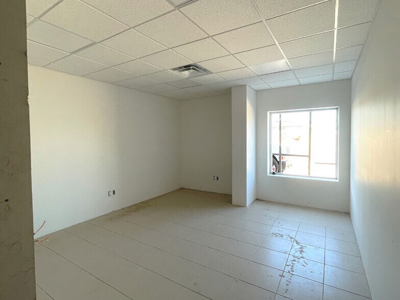 More Photos Of 3101 Lázaro Cárdenas Blvd, Mexicali Industrial For Lease