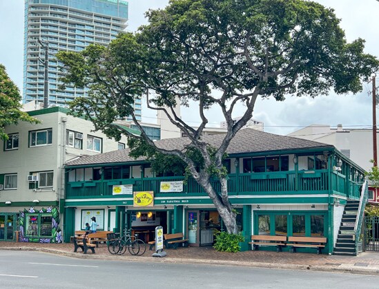 More Photos Of 337-341 Saratoga Rd, Honolulu Storefront Retail Residential For Lease
