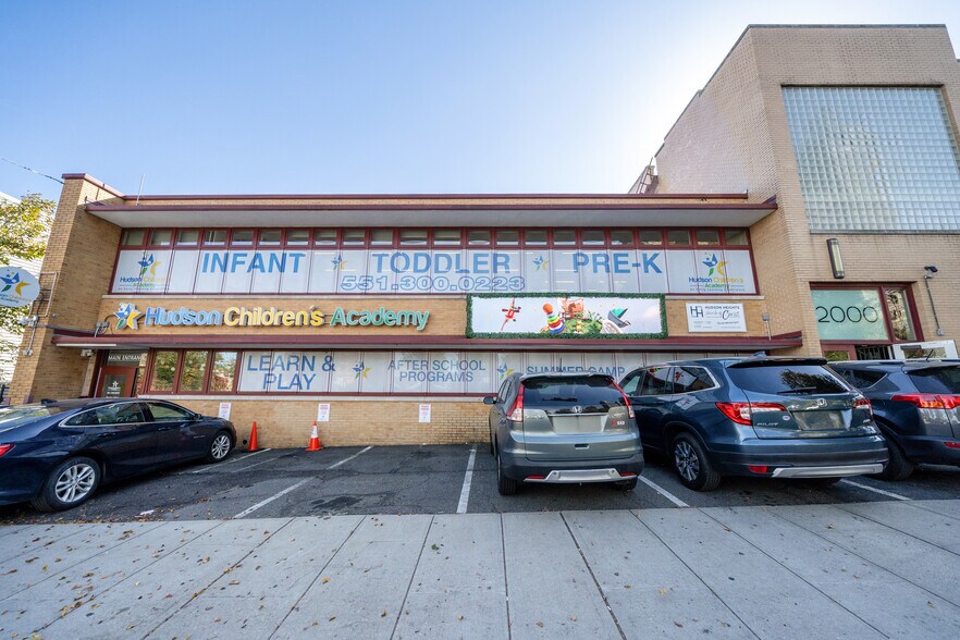 More Photos Of 2000 West St, Union City Office Residential For Sale
