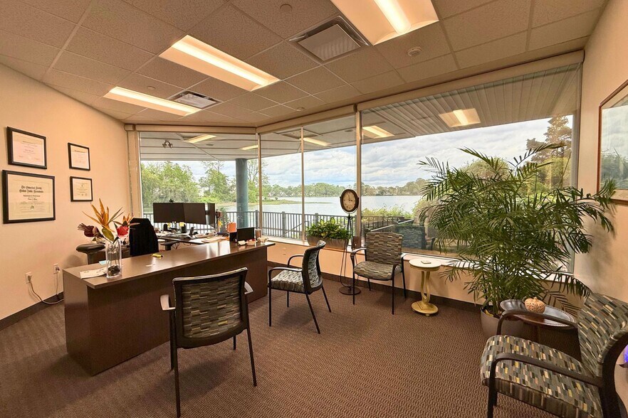 More Photos Of 1 Post Rd, Fairfield Office For Lease