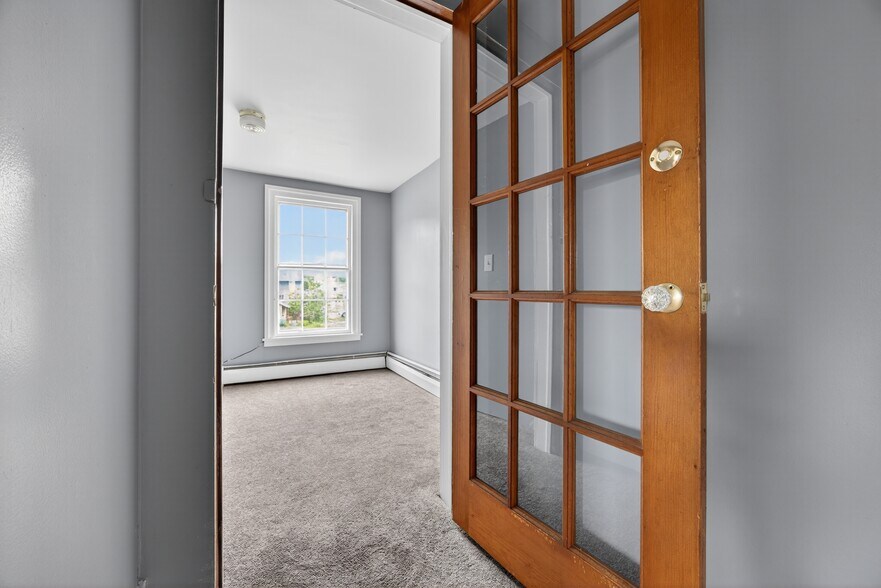 More Photos Of 464 Main St, New Milford Storefront Retail Office For Sale