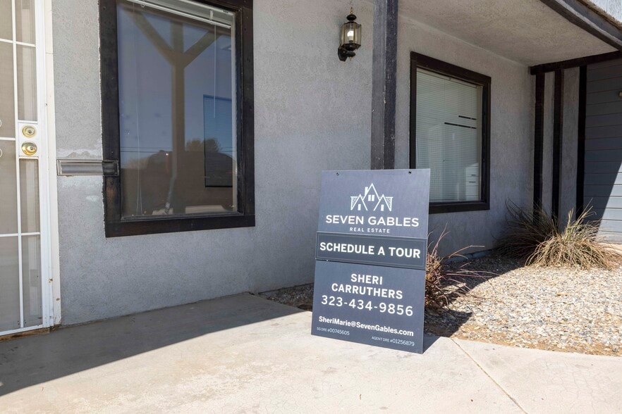 More Photos Of 18026 Jonathan St, Adelanto Medical For Lease