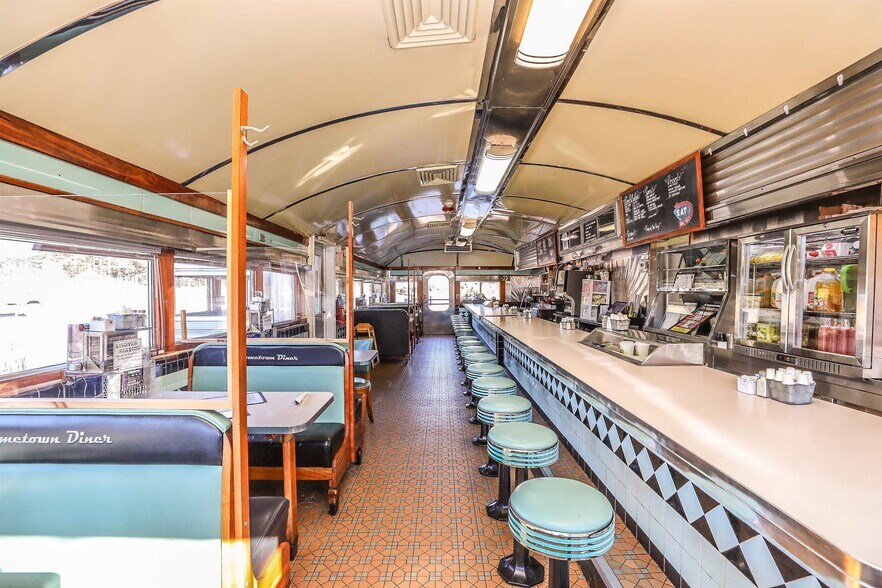 More Photos Of 1421 NH Route 119, Rindge Restaurant For Sale