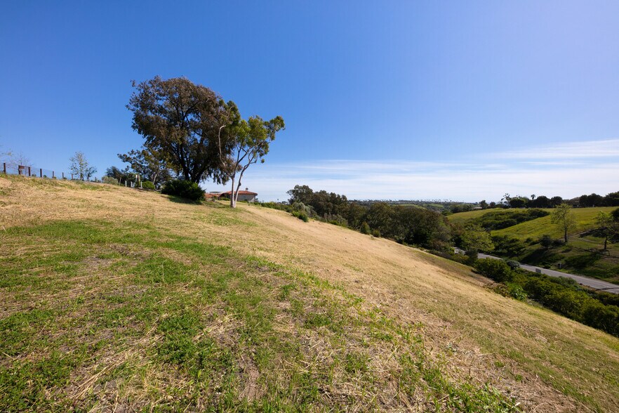 More Photos Of 5942 Busch Dr, Malibu Land For Sale