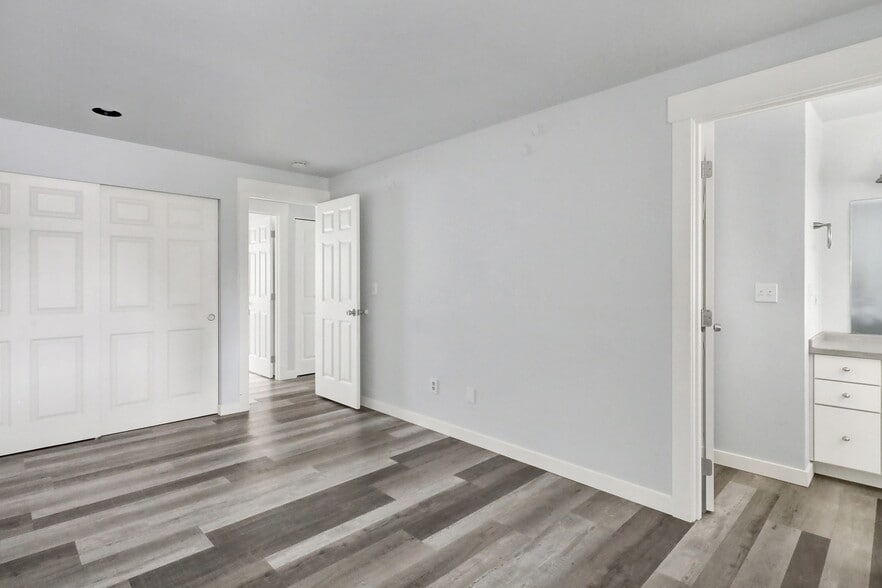 More Photos Of 1502 Burrows Ct, Anacortes Apartments For Sale