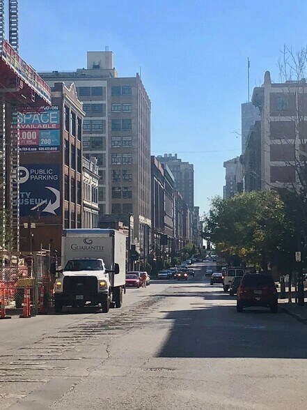 More Photos Of 1409 Washington Ave, Saint Louis Office For Sale