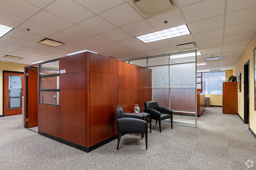 More Photos Of 40 Marietta St Nw, Atlanta Office For Sale