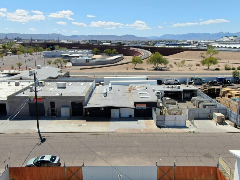 Primary Photo Of 2723-2725 W Cheery Lynn Rd, Phoenix Warehouse For Sale