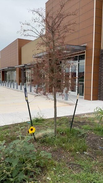 Primary Photo Of 1050 Bunton Creek Rd, Kyle Storefront Retail Office For Lease