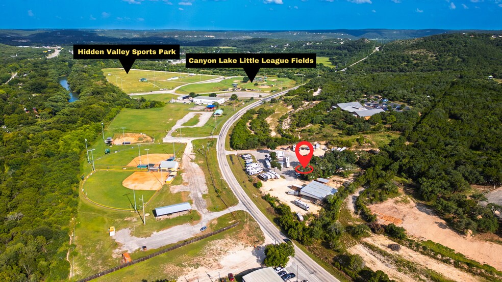 More Photos Of 16415 S Access Rd, Canyon Lake Showroom For Sale