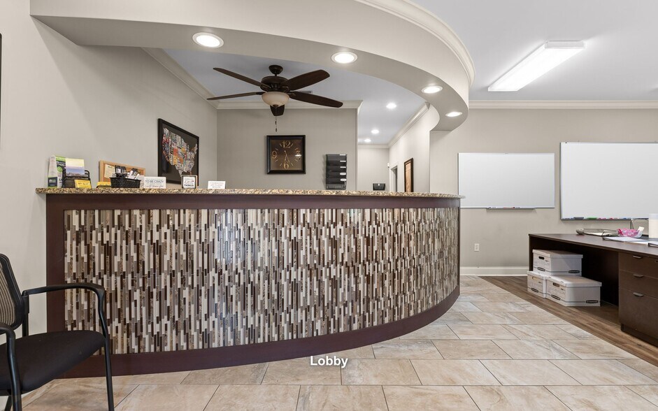 More Photos Of 1401 Spring Place Rd SE, Cleveland Office Residential For Sale