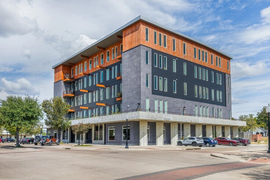 Primary Photo Of 501 N Main St, Bryan Apartments For Lease