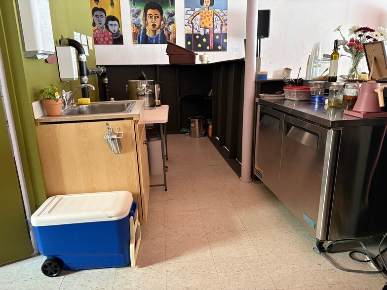 More Photos Of 361 Huron Ave, Cambridge Storefront For Sale