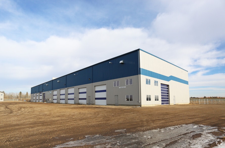More Photos Of 20 Veenstra Dr, Red Deer County Warehouse For Lease