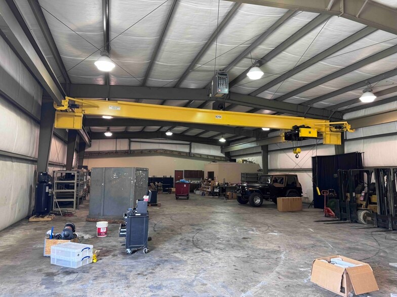 More Photos Of 163 Associates Ln, Indian Trail Warehouse For Lease