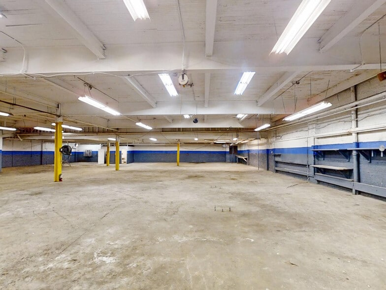 More Photos Of 138 E 12th St, Erie Freestanding For Lease