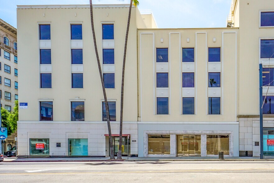 More Photos Of 9536-9560 Wilshire Blvd, Beverly Hills Office For Lease