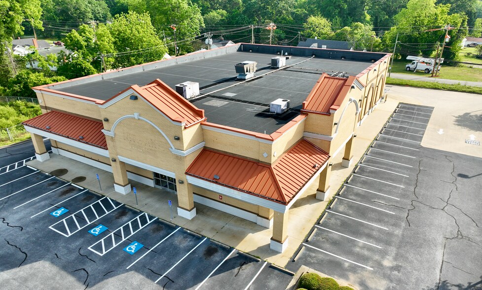 More Photos Of 121 N Main St, Woodruff Drugstore For Sale