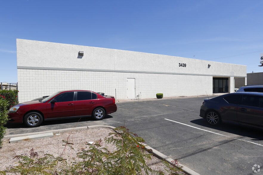 More Photos Of 3439 S 40th St, Phoenix Industrial For Lease