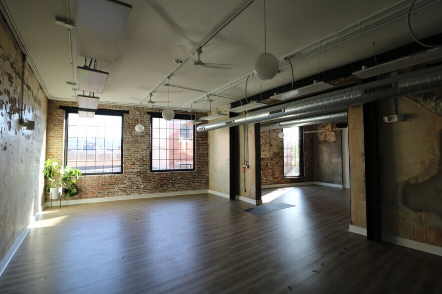 More Photos Of 709-715 N 2nd St, Philadelphia Loft Creative Space For Sale