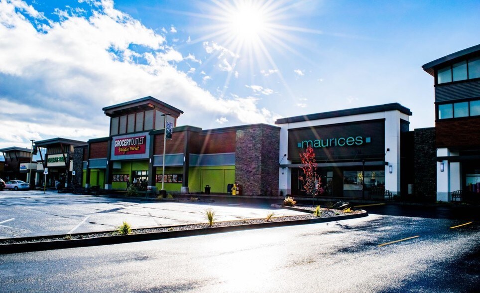 More Photos Of 1260-1410 W 6th St, The Dalles Unknown For Lease