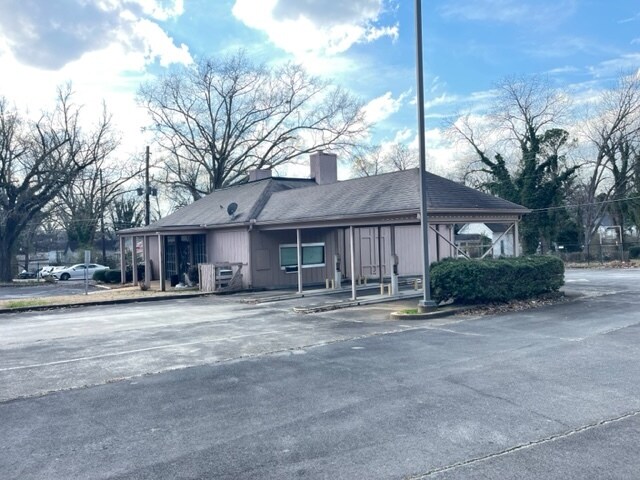 More Photos Of 510 Calhoun Ave NE, Rome Bank For Sale