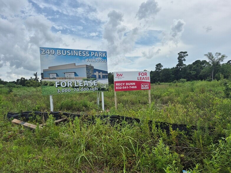 More Photos Of 0 SH 249 Fwy, Pinehurst Warehouse For Lease