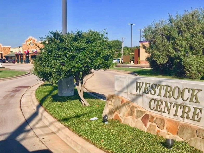 Primary Photo Of 1201 Hewitt Dr, Waco Unknown For Lease