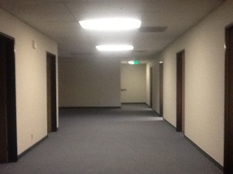 More Photos Of 1425 S Victoria Ct, San Bernardino Research And Development For Lease