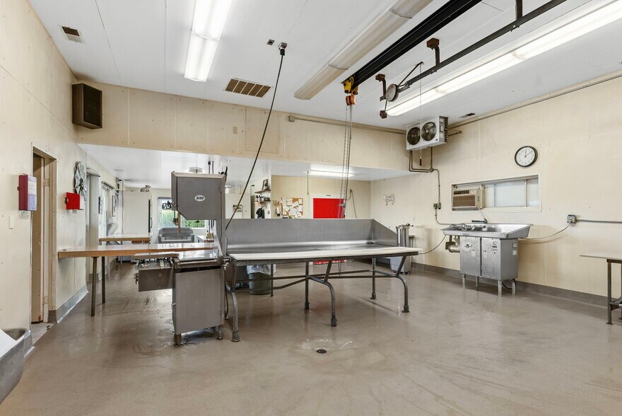 More Photos Of 3787 N New Franken Rd, New Franken General Retail For Sale