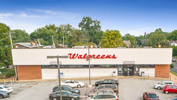 More Photos Of 5550 S Grand Blvd, Saint Louis Drugstore For Lease