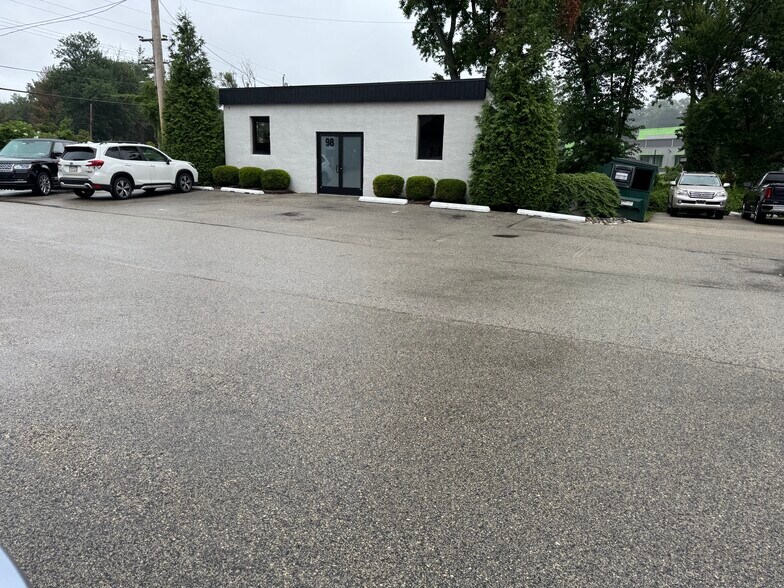 More Photos Of 2337 Philmont Ave, Huntingdon Valley Office For Lease
