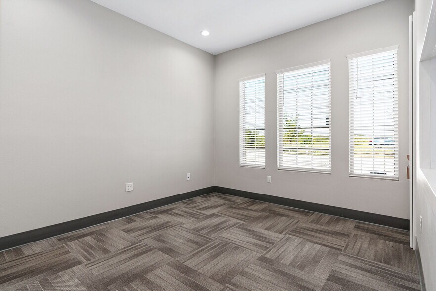 More Photos Of 8212 Liberty Grove Rd, Rowlett Medical For Sale