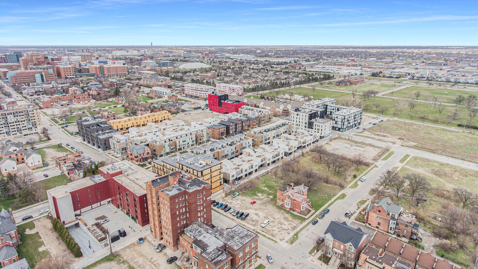 More Photos Of 2627 John R St, Detroit Apartments For Sale