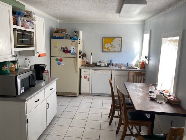 More Photos Of 610 N Spring St, Pensacola Office For Lease